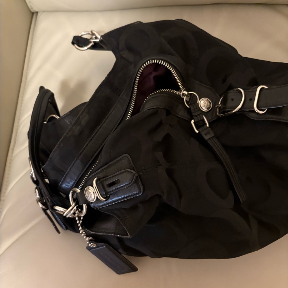 Coach Black Women's Shoulder Bag - Picture 2 of 4